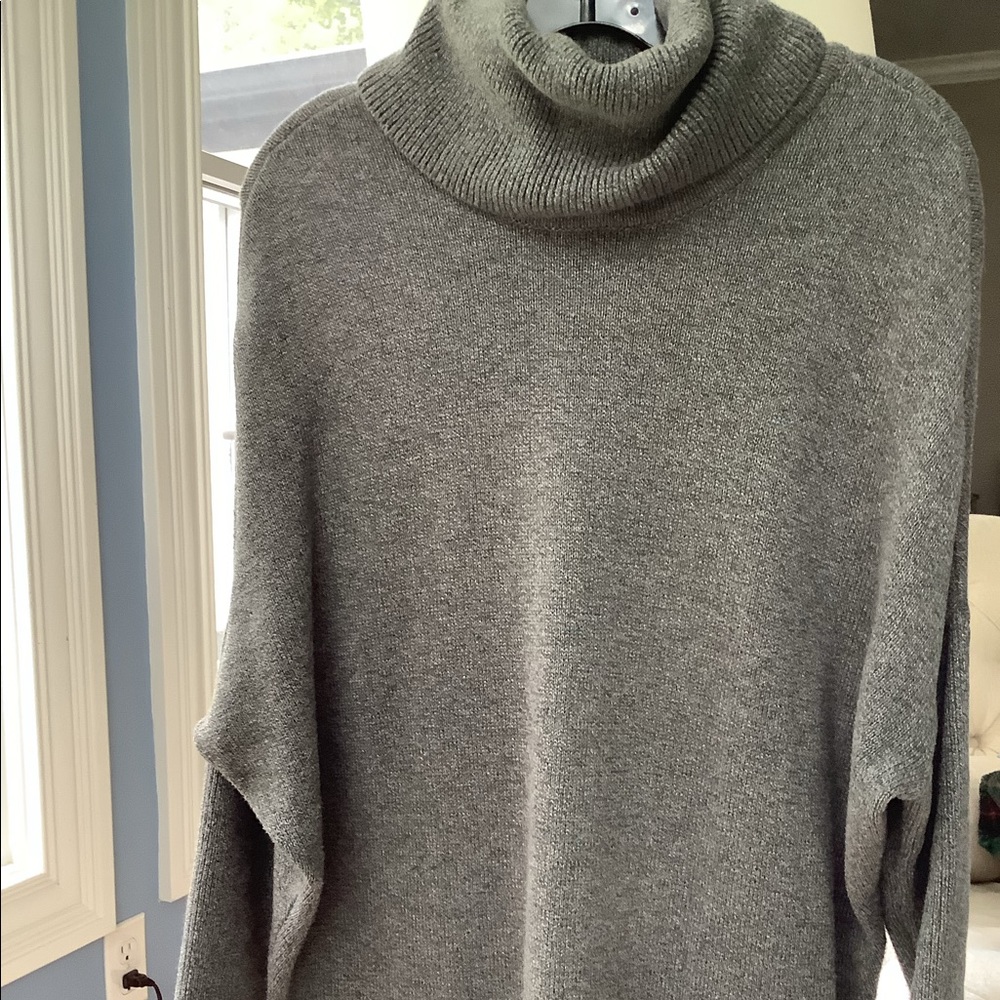 Vetta The Oversized Sweater